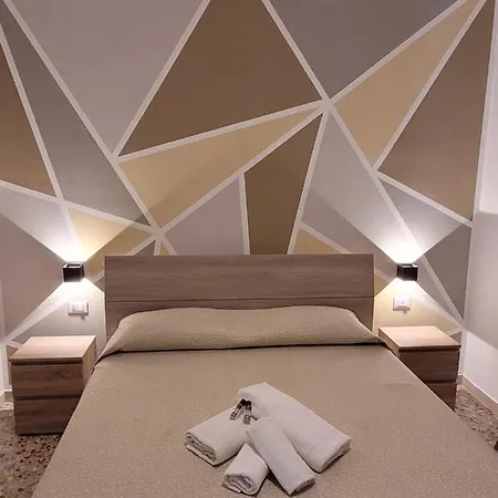 B&B 